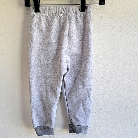 [*3 Items For $20 In Bundle*]Baby Yoda Sweatshirt & Sweatpants Outfit 18m - Picture 6 of 7